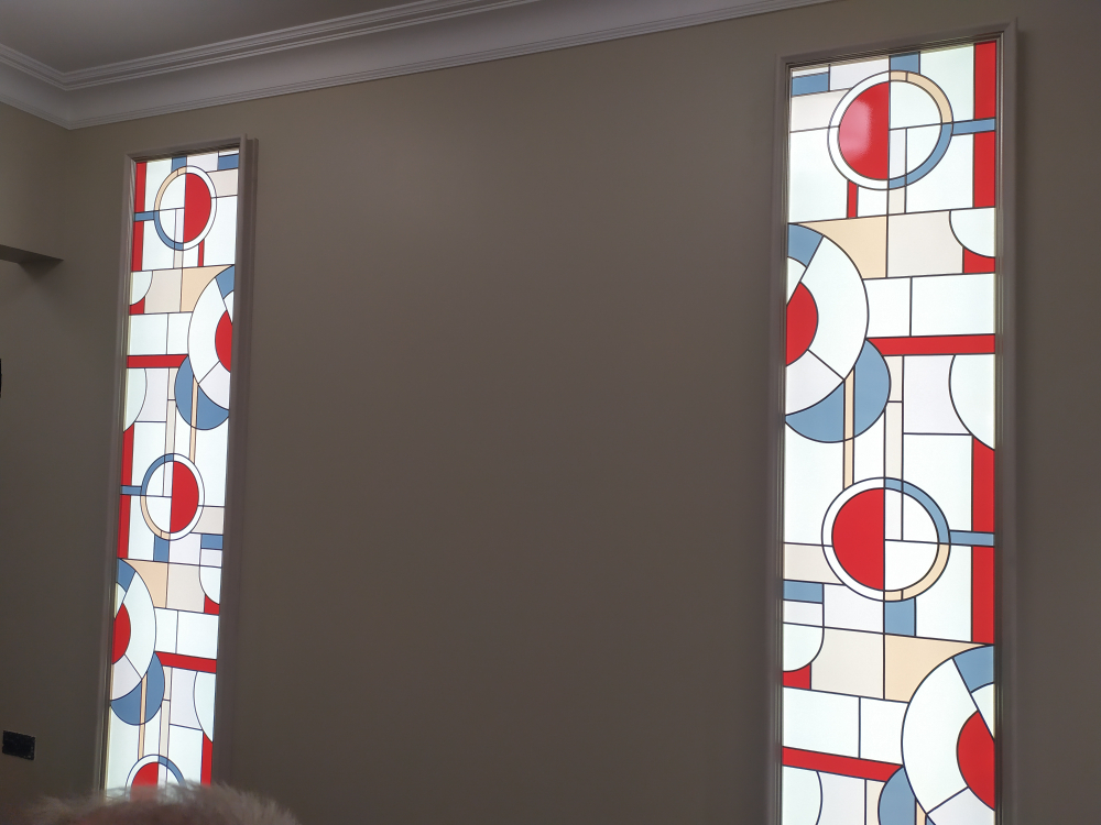 Витражи , UV фотопечать , объёмная UV фотопечать , ультратонкие ( 7 мм ) световые панели.