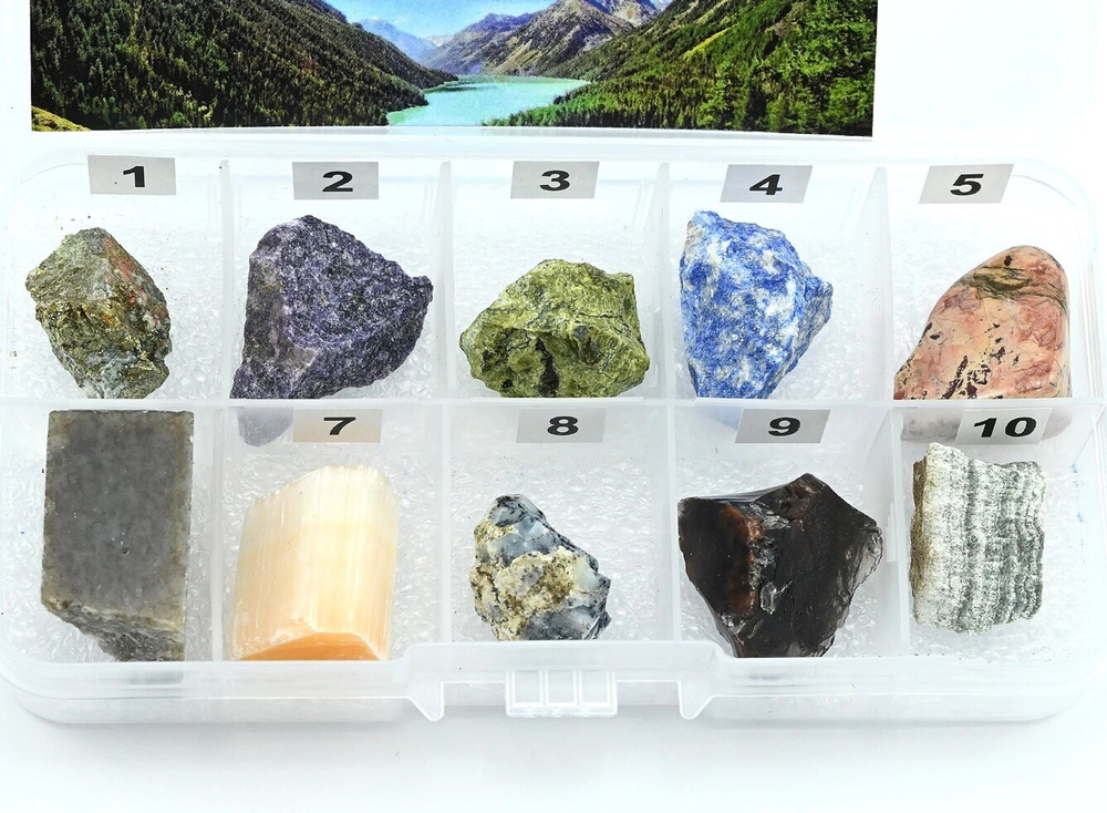 Коллекция минералов и горных пород 128*68*20мм, 10 видов камней