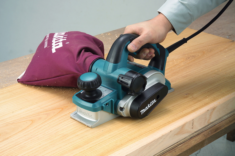 Рубанок 82 мм KP0810 850 Вт 82 мм 16 000 об/мин