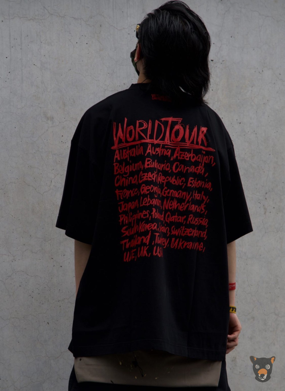 Футболка Vetements "World Tour"