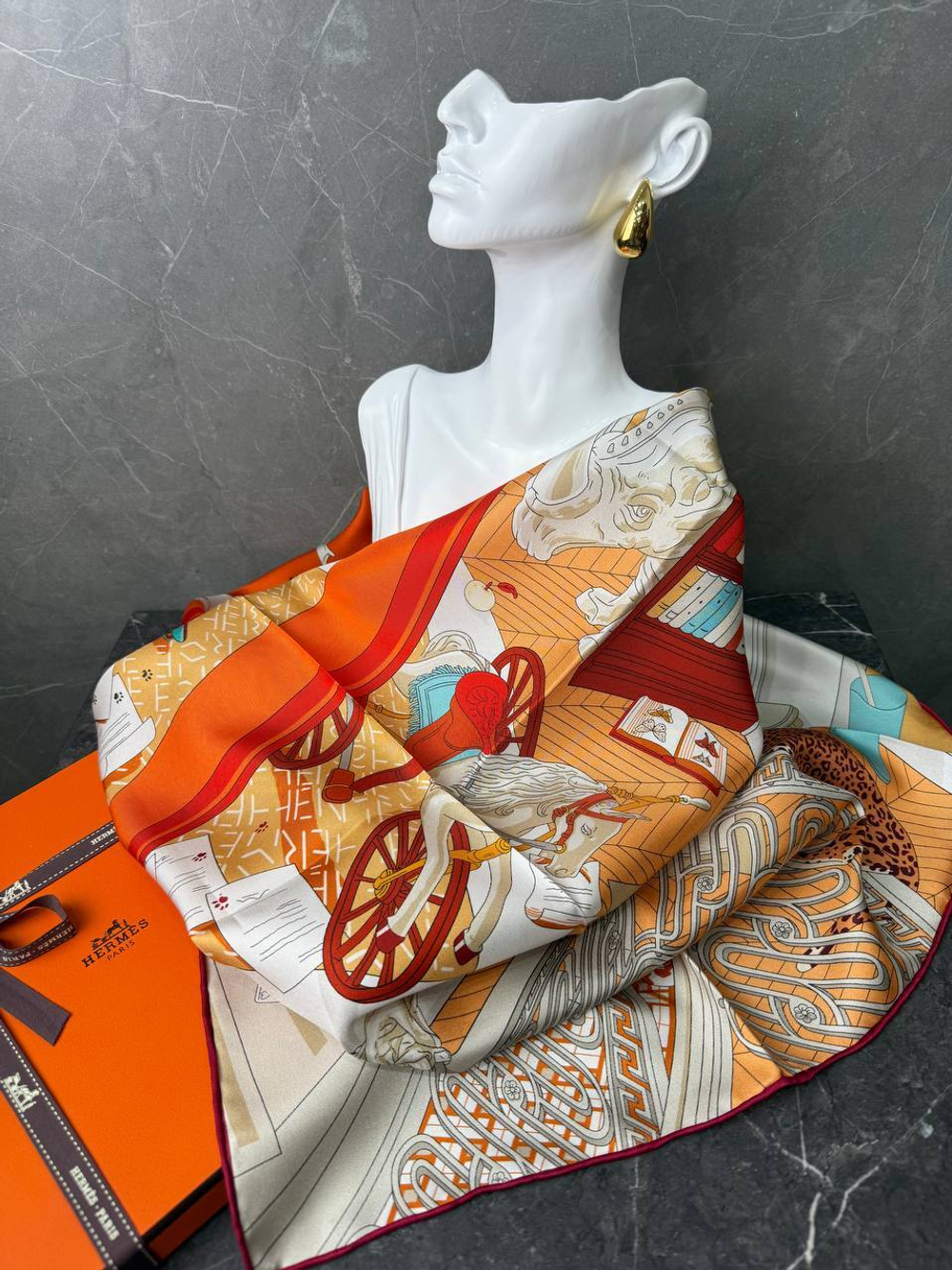 Платок Hermes