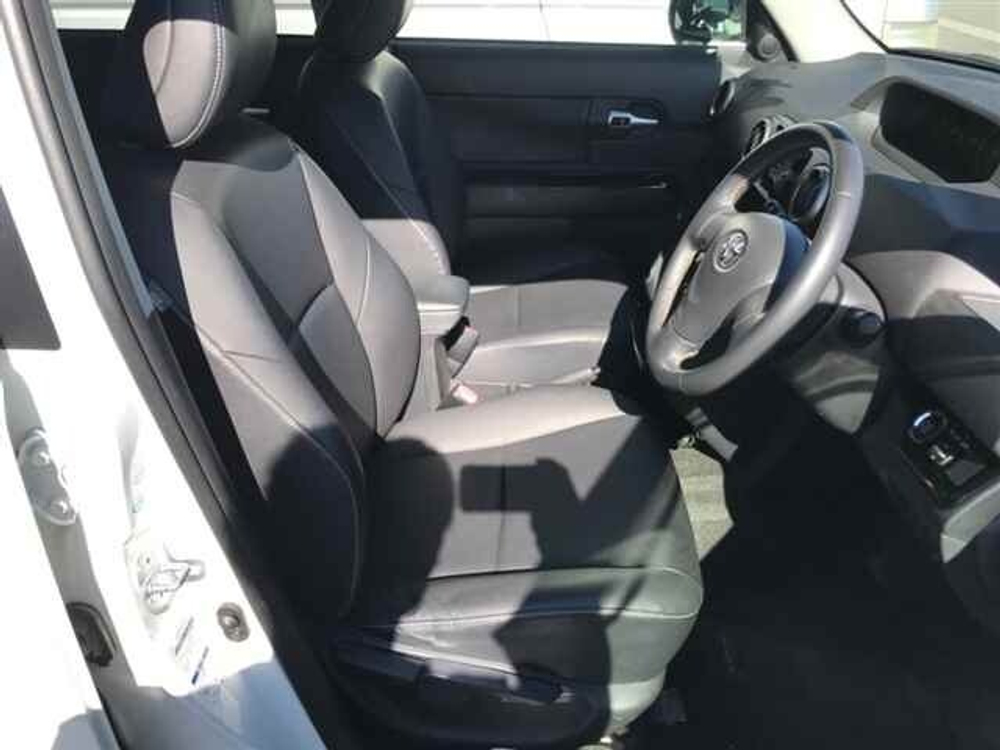TOYOTA COROLLA RUMION 1.8S 2014г.