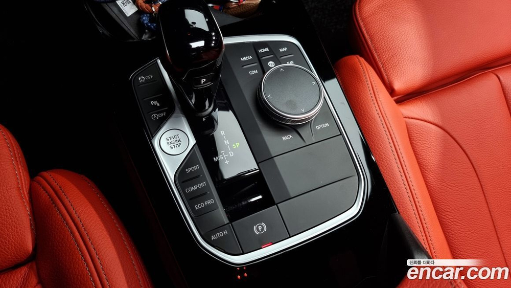 BMW 1 Series (F40) 120i M Sports (09.2021)