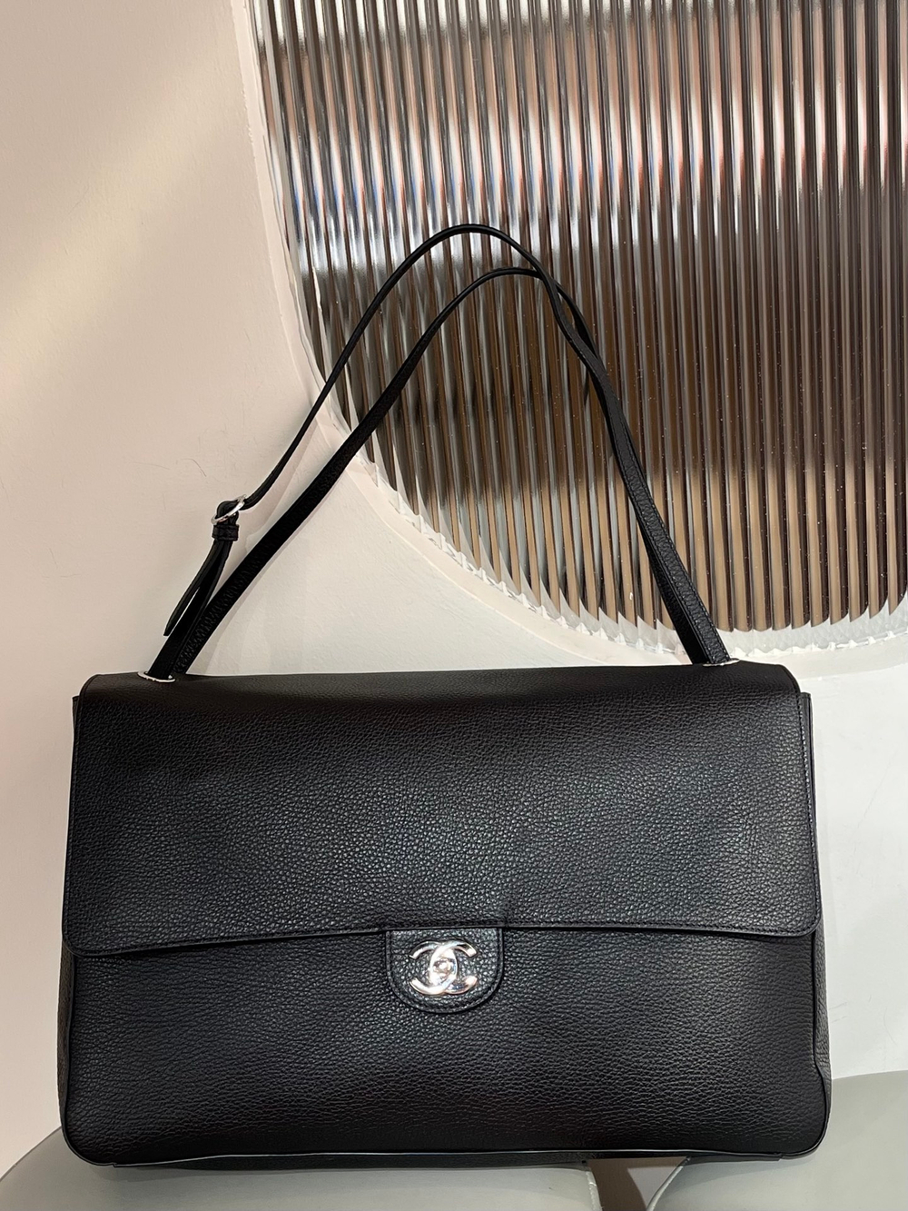 Chanel Maxi Flapbag 38 cm