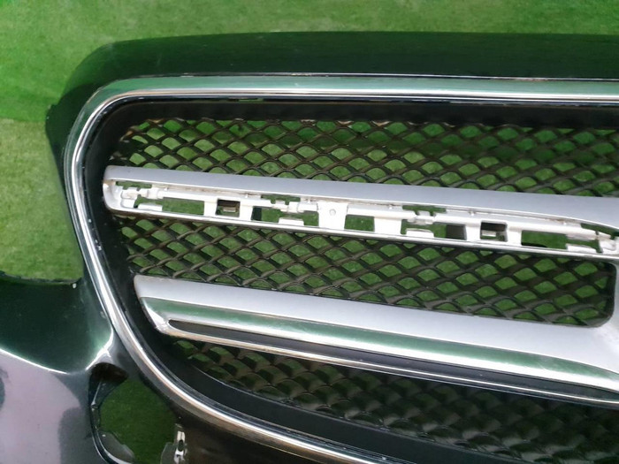 Бампер передний Mercedes E W213 16-21 AMG В сборе