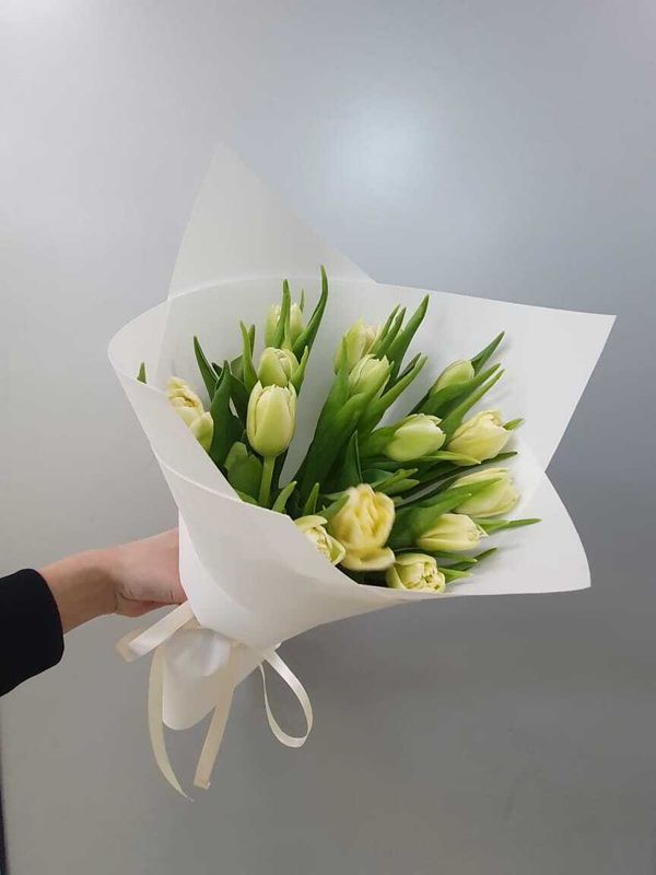 Букет 15 тюльпанов (Б-183)