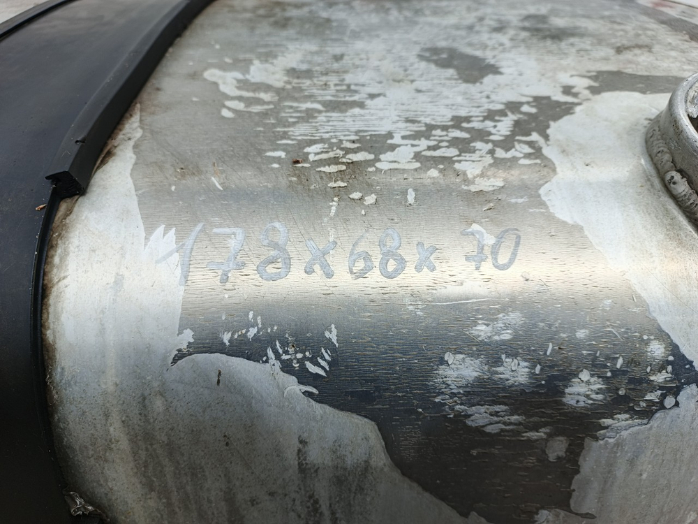 Бак топливный 800 L 2023 год.