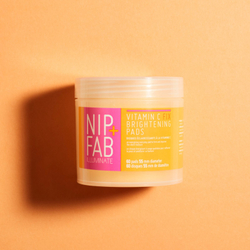 NIP+FAB Vitamin C Fix - очищающие хлопья с осветляющим эффектом /  60 szt.   / GTIN 5056217803854