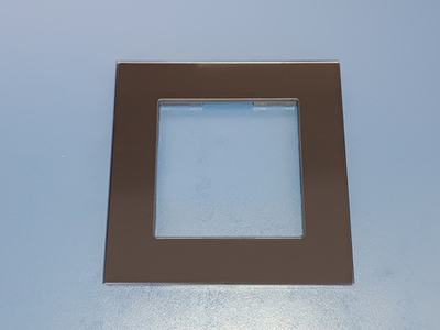 Bseed M1 Рамка однопостовая стекло, цвет черный.