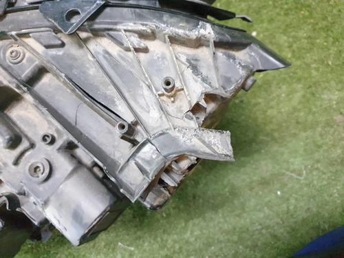 Битая Фара правая Mercedes E W213 (2016-2021) LED