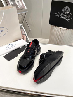 Кроссовки Prada