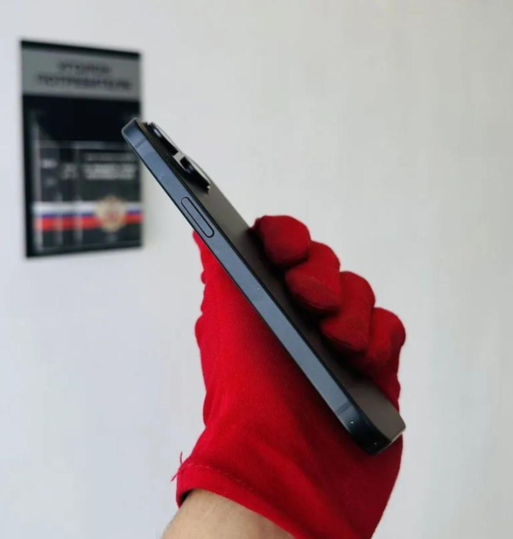 iPhone 15, 128 ГБ б/у