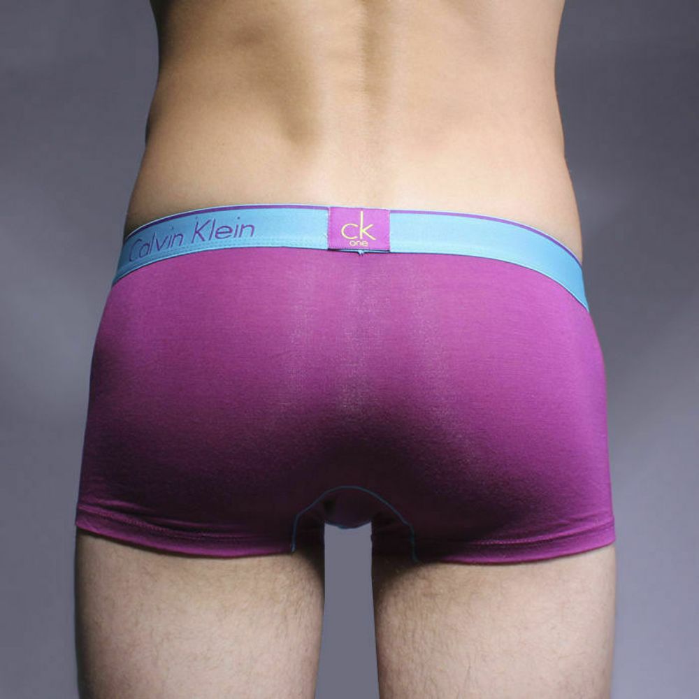 Мужские трусы боксеры фиолетовые с голубой резинкой CK One Boxer