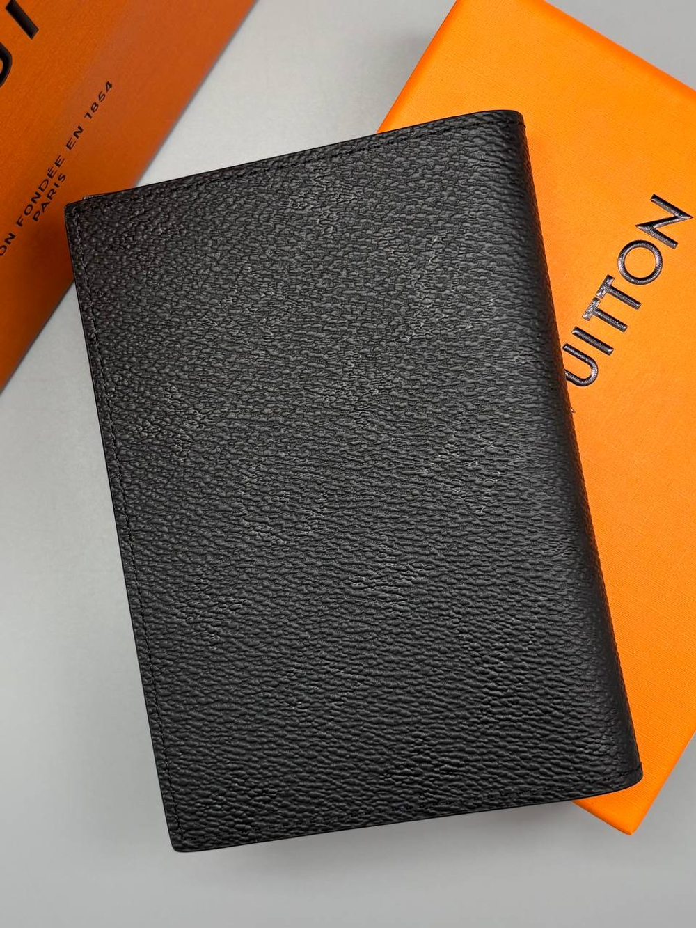 Обложка для паспорта Louis Vuitton