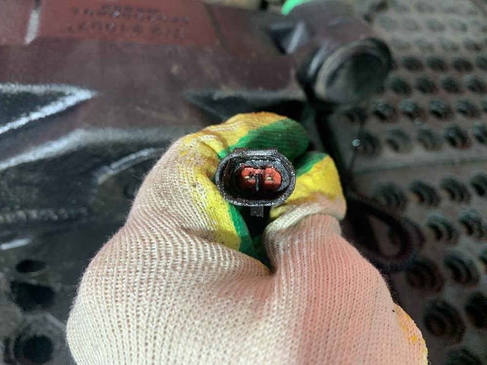 Суппорт левый 2023г