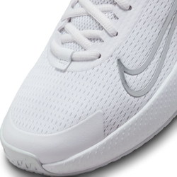 Женские Кроссовки теннисные Nike Court Vapor Lite 2 - white/metallic silver/pure platinum