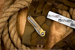 Складной нож Kizer Comet сталь 154CM Satin рукоять Микарта