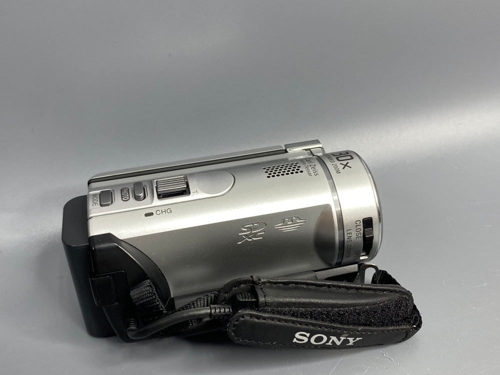 Sony Handycam HDR-CX200