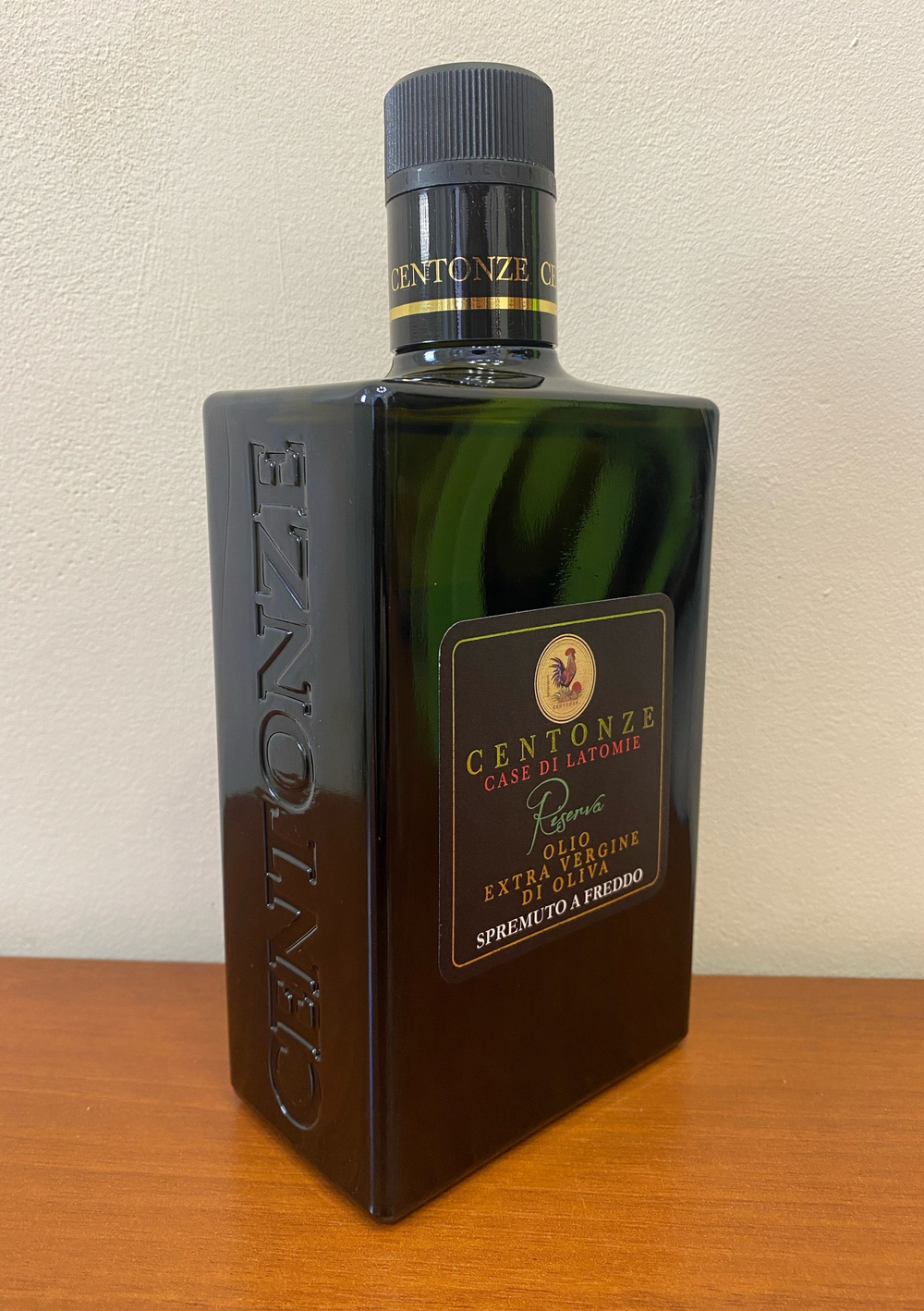 Оливковое масло CENTONZE Case Di Latomie, Reserva, Extra Virgin, темная бутылка 500 мл Италия