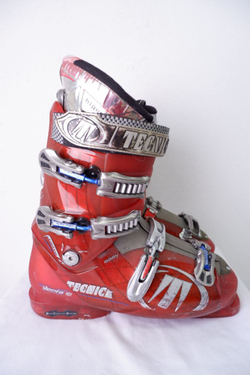 Ботинки Technica горнолыжные 44 размер