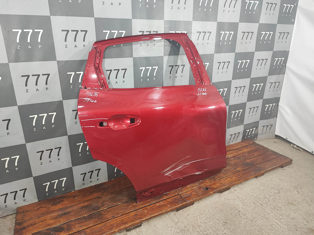 Дверь задняя правая Renault Arkana 19-нв Б/У Оригинал 821006697R