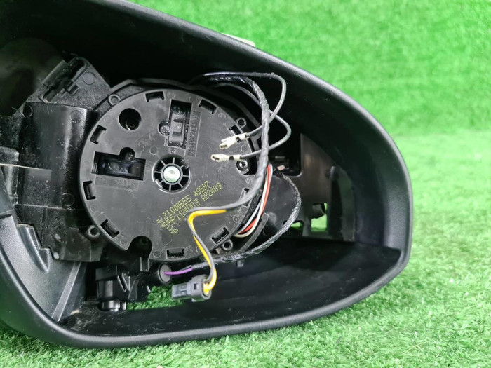 Зеркало правое Toyota C-HR (2016-2023) 11 конт.