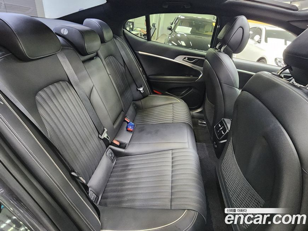 Genesis G70 2.0T (05.2020)