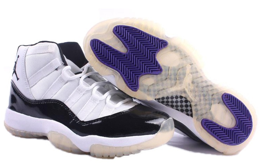 Jordan Air Jordan 11 Retro Concord 2000 Hyper Sneakers