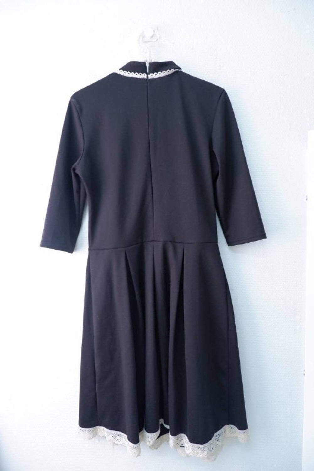 Платье Xarizmas лаконичное 44 размер