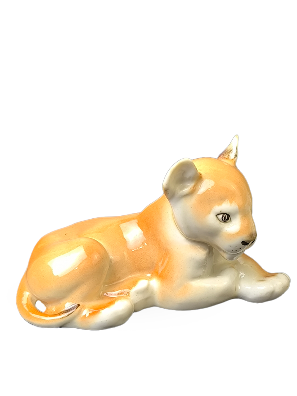 Фарфоровая статуэтка "Львёнок лежащий" ЛФЗ