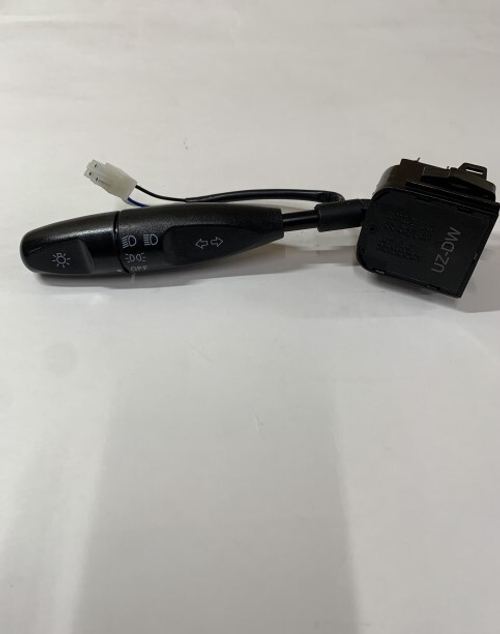 Переключатель подрул. Daewoo Nexia лев. /поворот. и света фар/ (NBN)