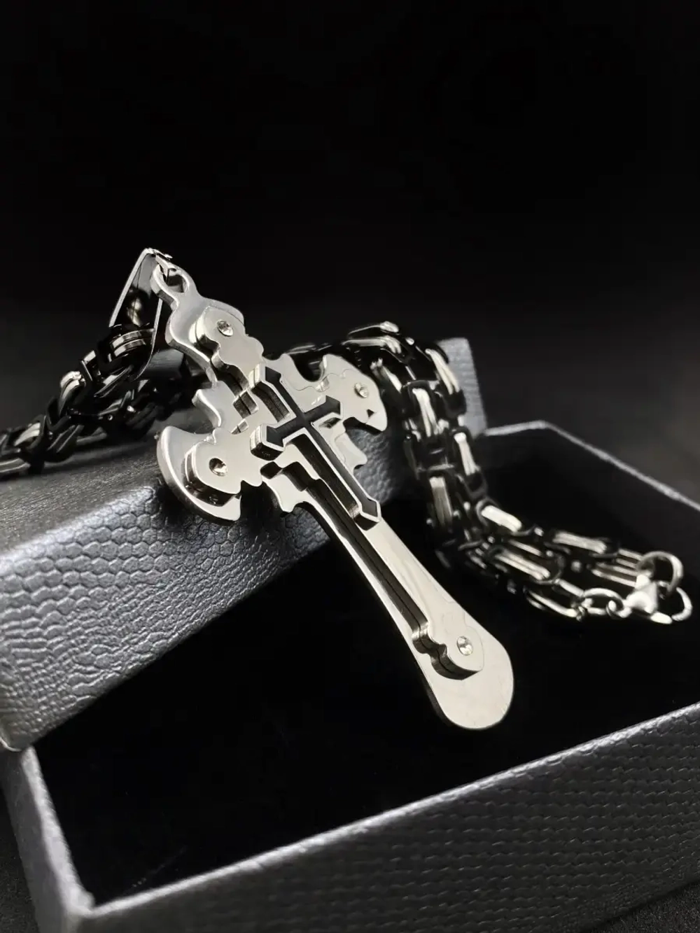 Объемная цепочка с крестиком Steel Rage толстого плетения