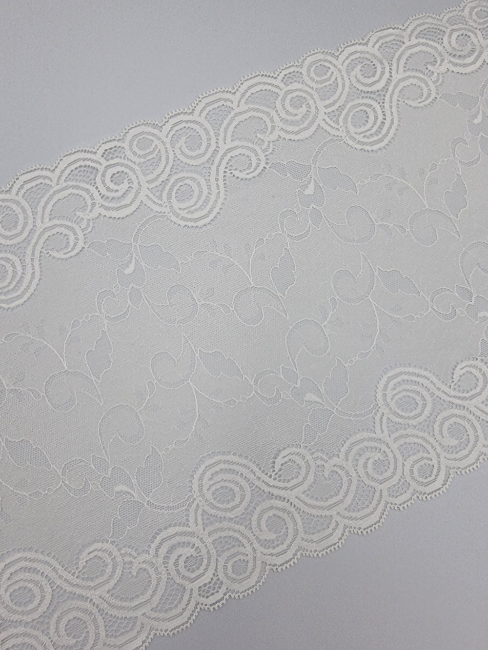 Кружево эластичное молочное КС38 (22 см)