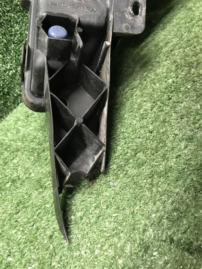 ПТФ правая Lexus LX 3 570 (2015-2023)