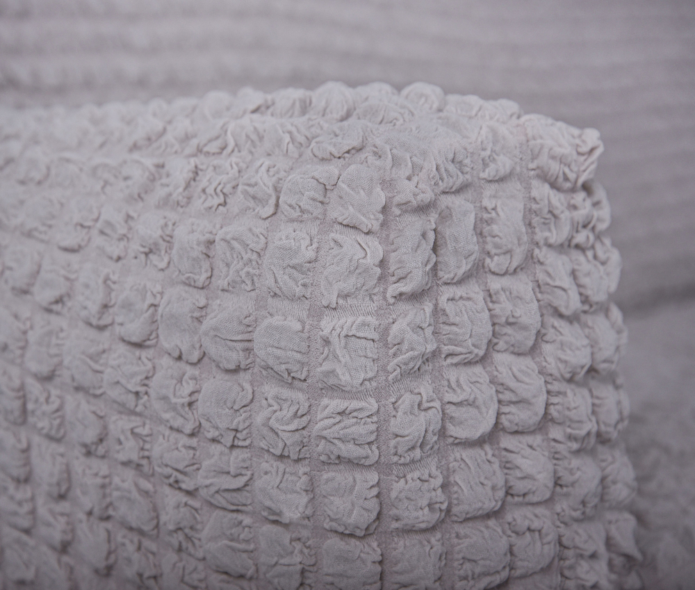 Комплект чехлов на трехместный диван и кресла с оборкой, цвет Ваниль