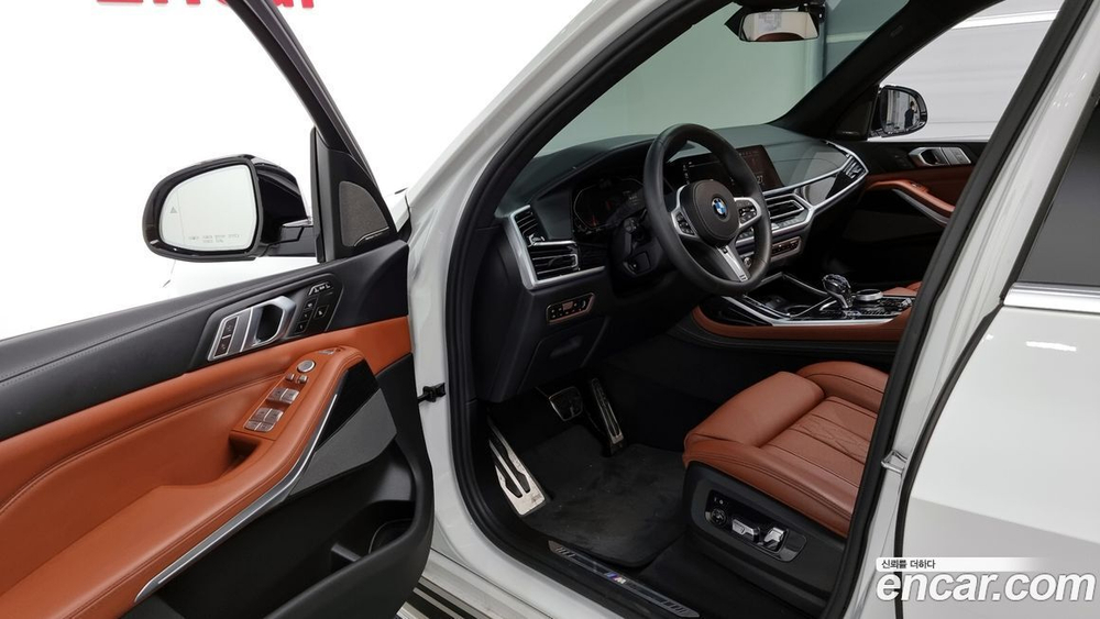 BMW X7 (G07) xDrive 40i M Sports 6-и местный (09.2020)
