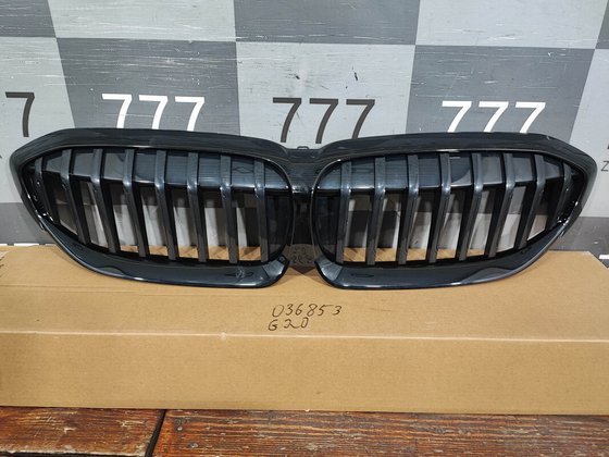 Решетка радиатора BMW 3-Series (G20) 18-22 Б/У Оригинал 51138072085
