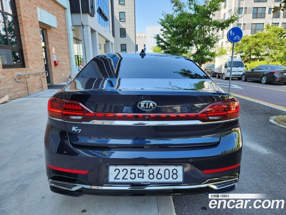 Kia K7 (Cadenza) Premier 2.5 GDI Noblesse (10.2019)