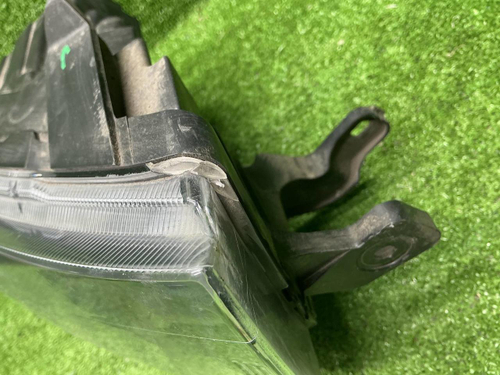 Фара правая Lada Granta (2018-н.в.) галоген