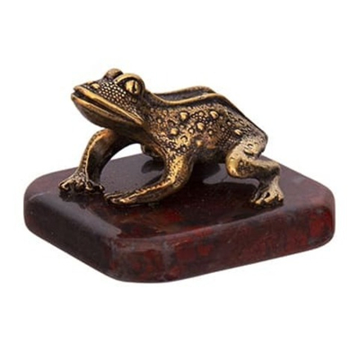Статуэтка Лягушка на яшме 4 х 2,5 см,