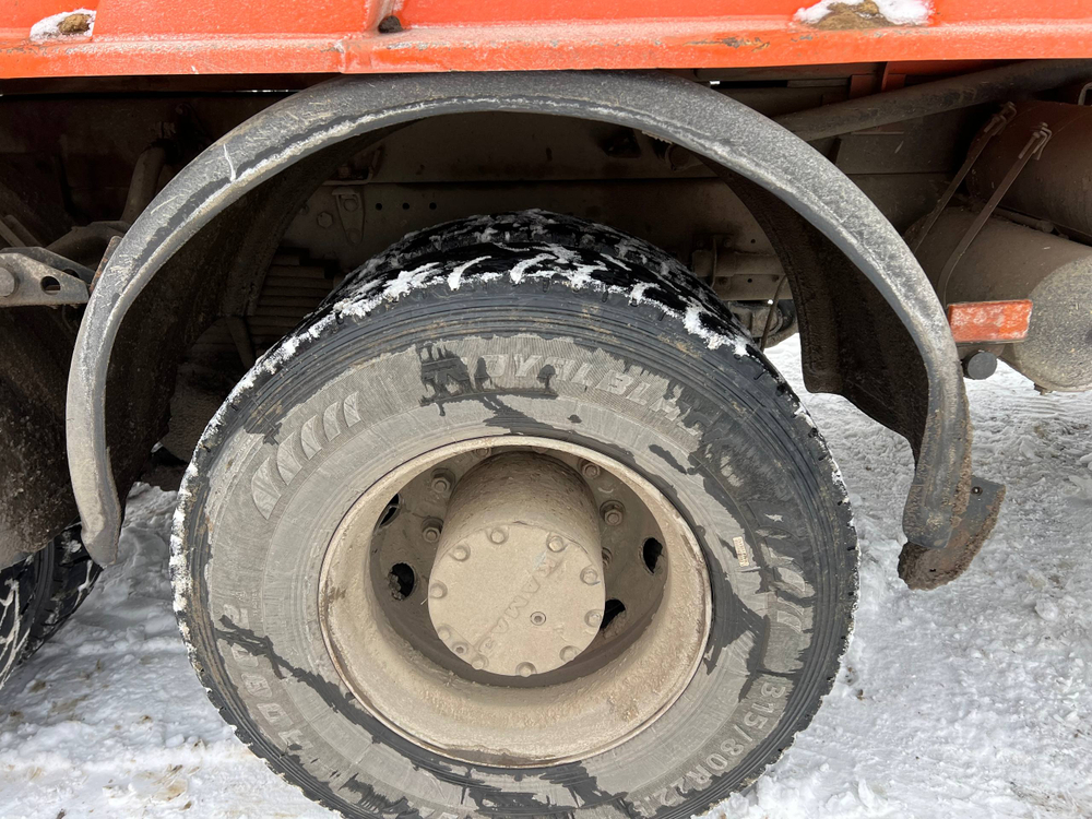 КамАЗ 6520 6x4 Самосвал 6520-3026041-53 (Дизельный, 11,8 л, 400 л.с., МТ)