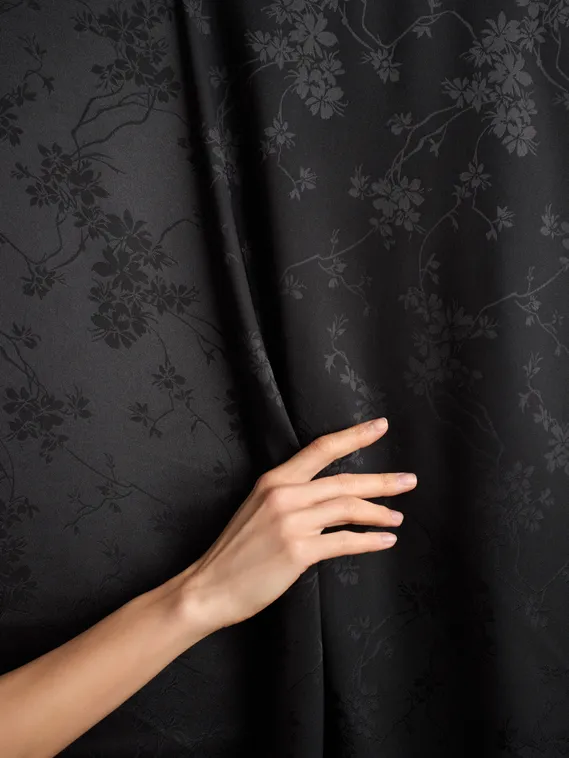 Ткань шелк Армани Жаккард, арт. 1870/2, дизайн "цветы на ветке", черный