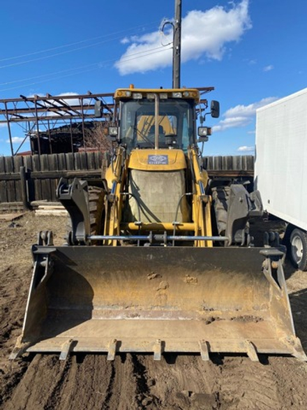 XGMA XG765* Экскаватор-погрузчик XG765H-4TX (Дизельный, 4,8 л, 102 л.с., АТ)