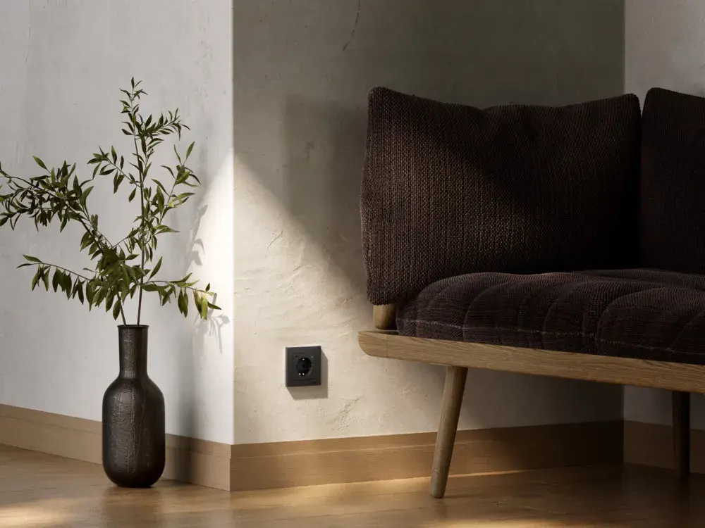 ATLASDESIGN SMART РОЗЕТКА с заземл., со шт., Zigbee, L+N, 16А, мех., КАРБОН