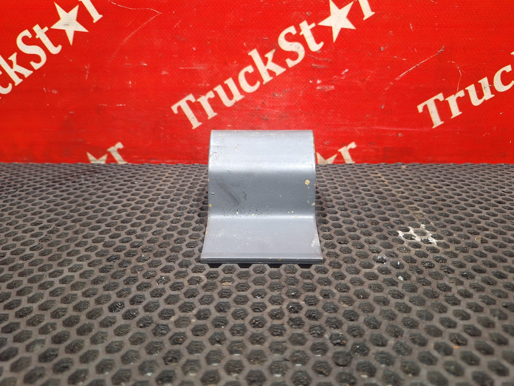 Кронштейн крыла заднего 2018г.