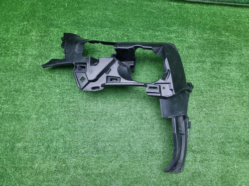 Кронштейн ПТФ левый BMW X2 F39 (2017-2023)