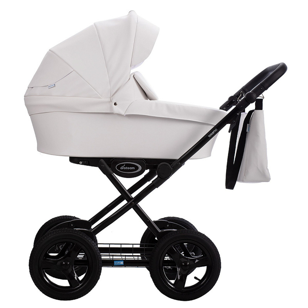 Детская коляска AroTeam Teramo Prima 3 в 1 01 белая кожа