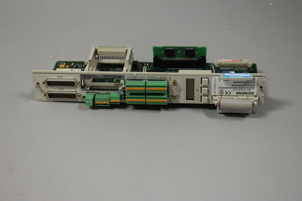 SIEMENS 6SN1118-0NJ01-0AA1