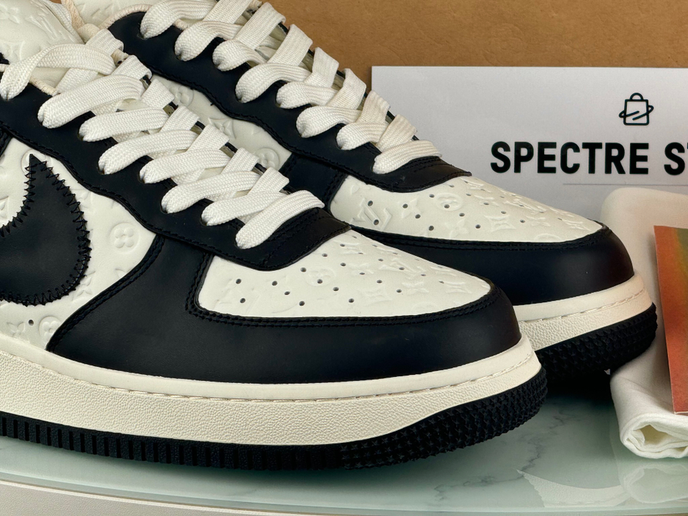 Nike Air Force 1 x Louis Vuitton Black White