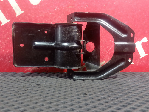 Петля инструментального ящика